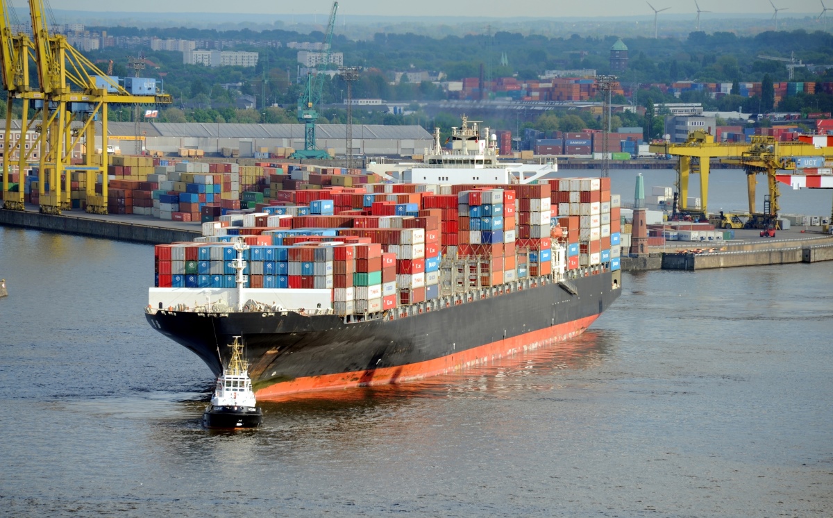 Containerschiff Hamburg 1200