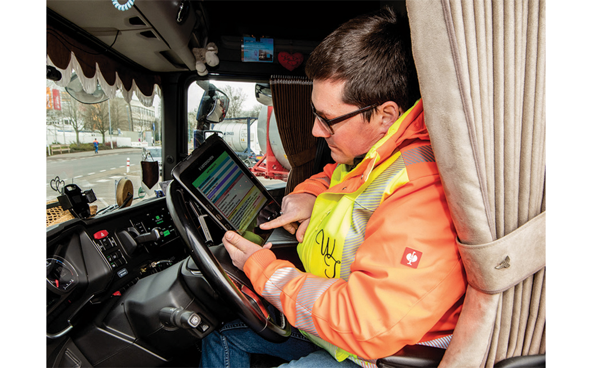 Fahrer Tablet Beförderungspapier 1200