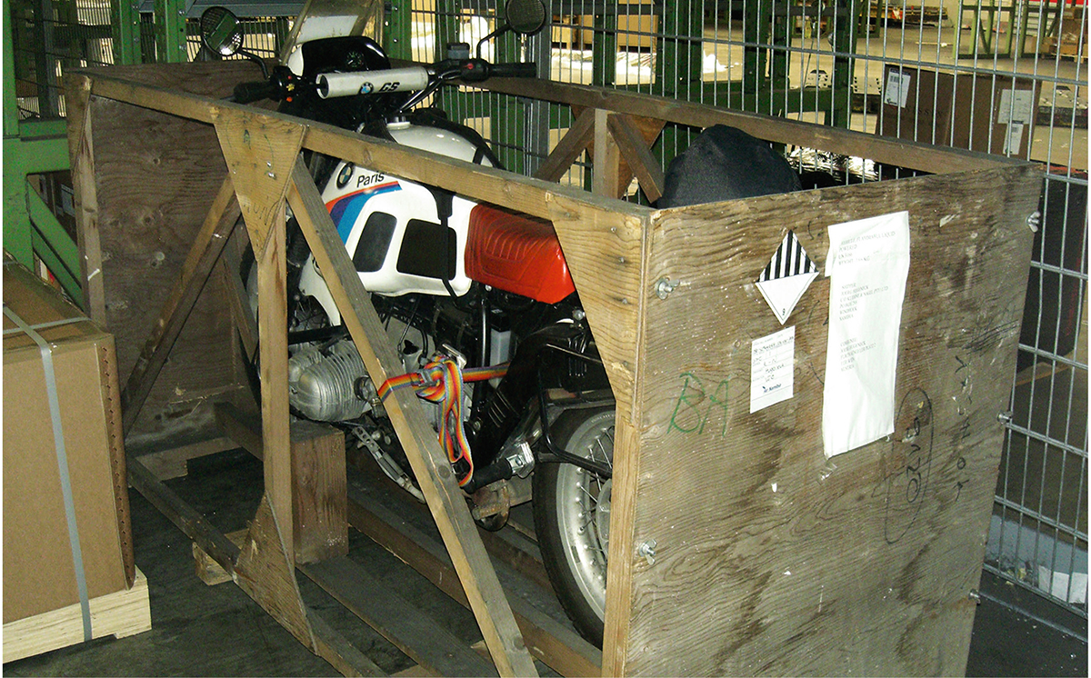 Motorrad Verpackung 1200