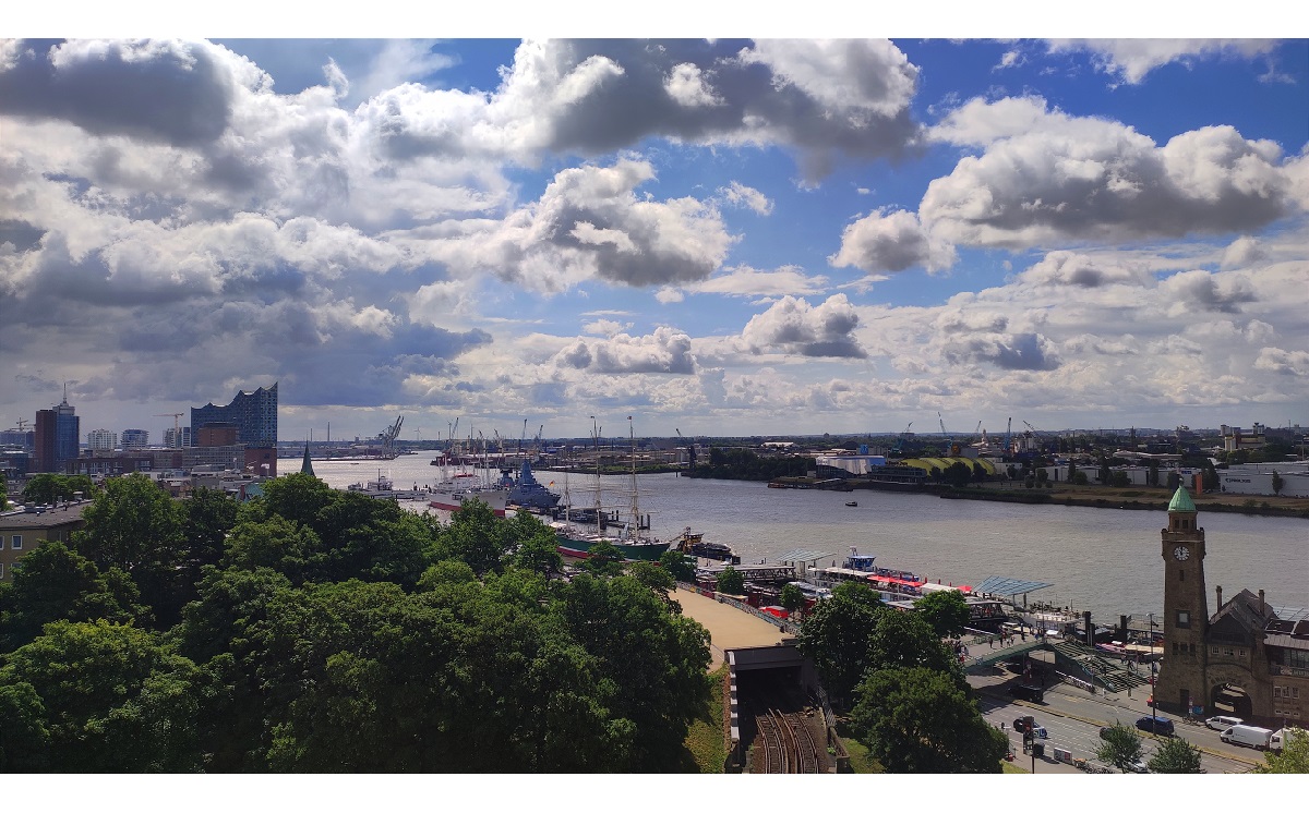 Hamburger Hafen Aussicht 1200