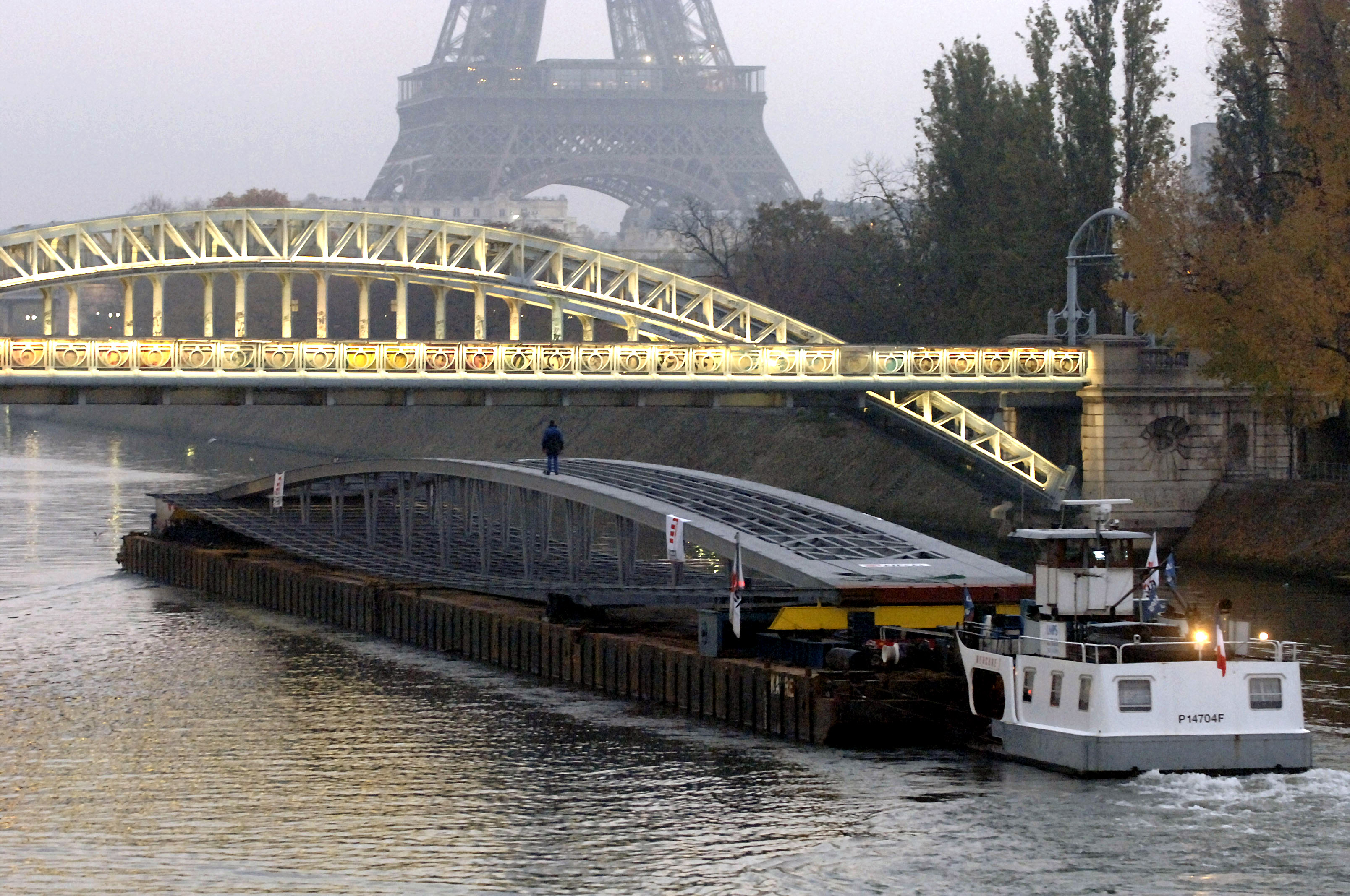 Binnenschiff Frankreich Paris 1200