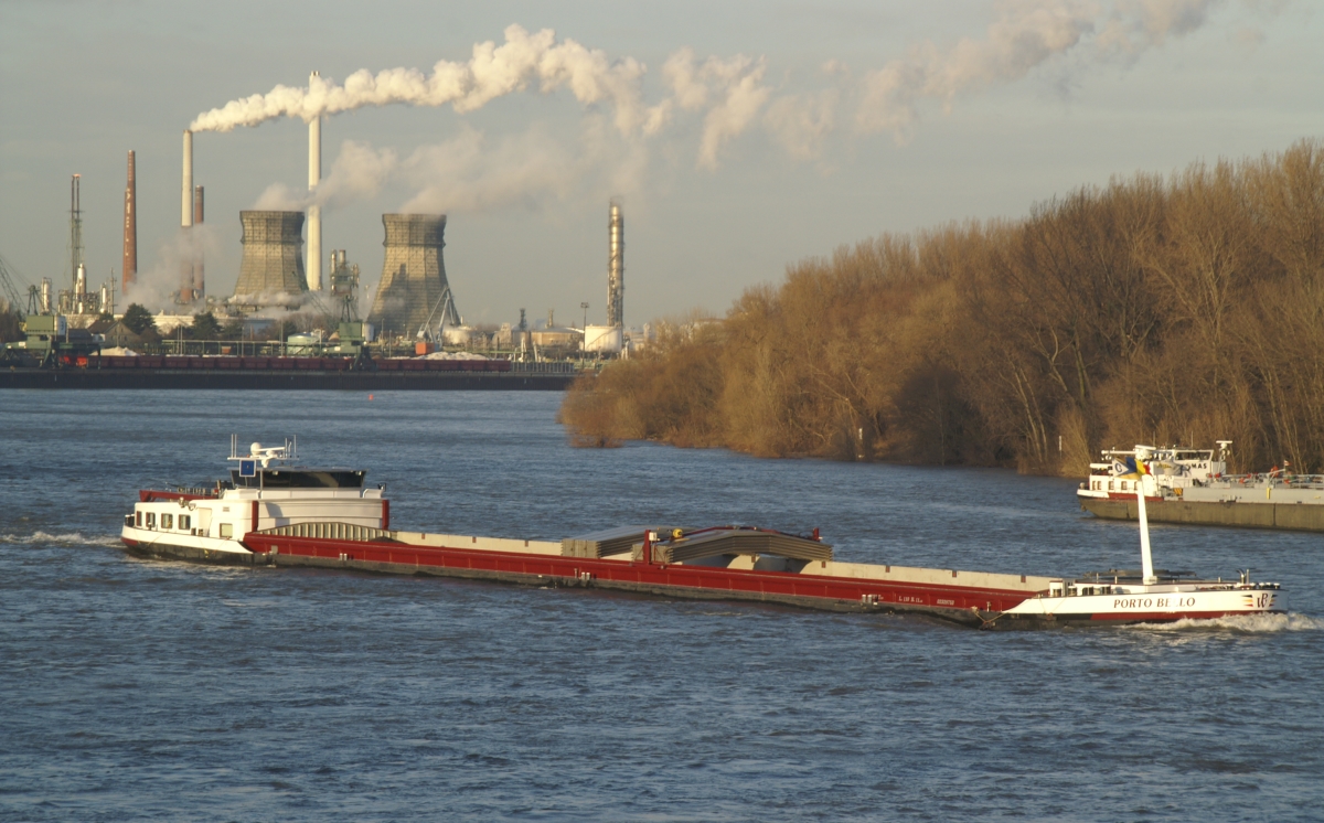 Binnenschiff Rhein Wesseling 1200