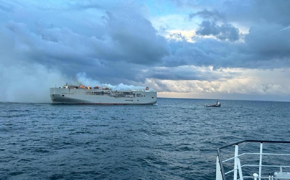 Fremantle Highway Brand Schiff Autotransporter 1200