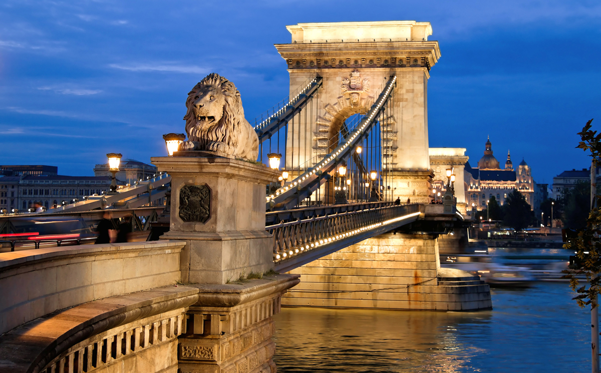 Budapest Ungarn Kettenbrücke Donau 1200