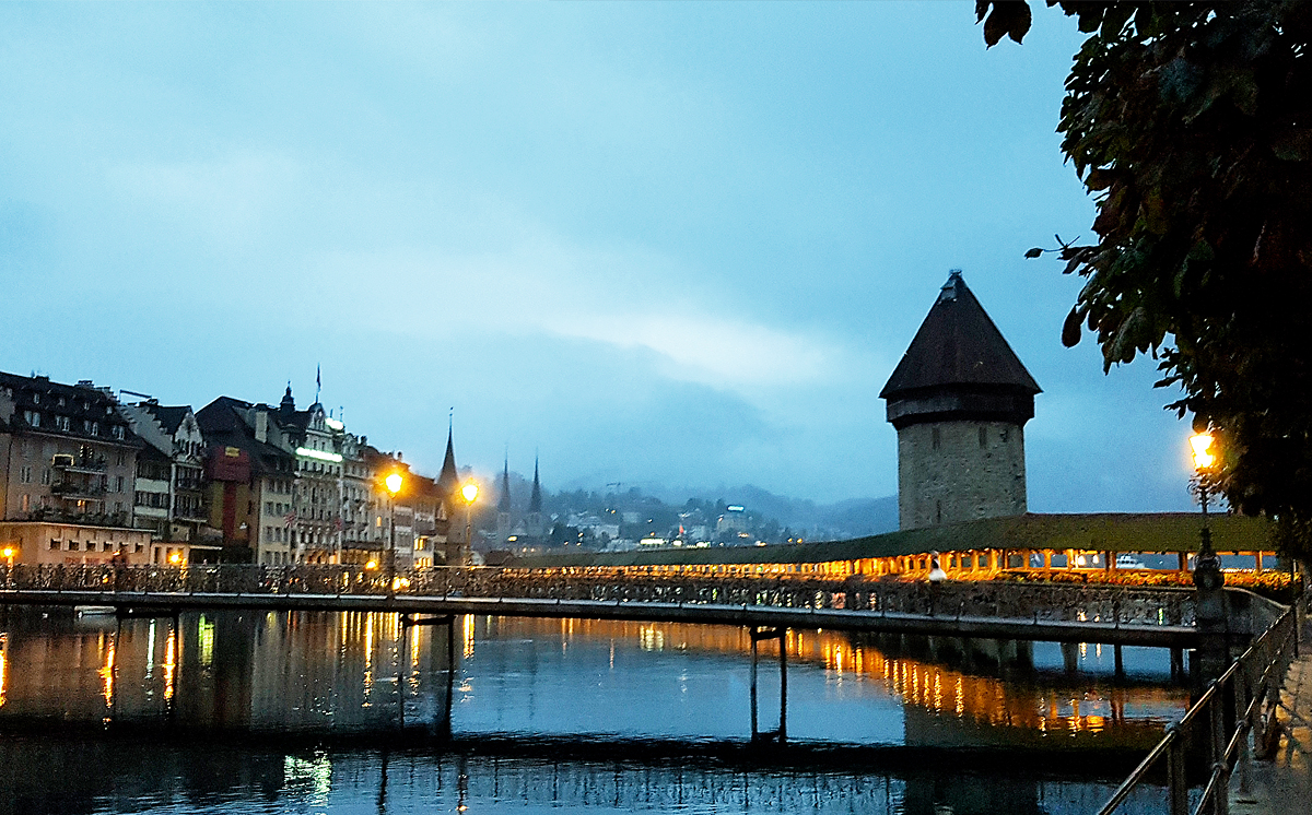 Schweiz Luzern Kapellbrücke 1200