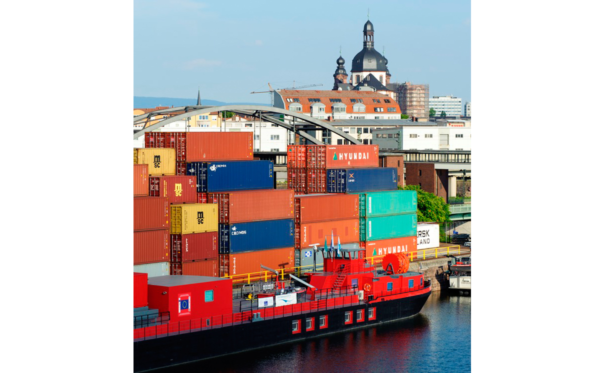 Hafen Mannheim Container 1200