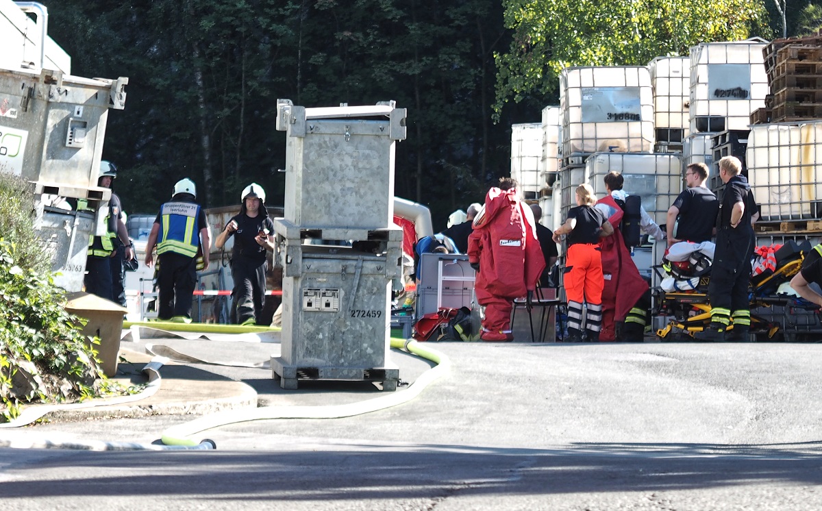 IBC Feuerwehr Entsorger Gasaustritt 1200