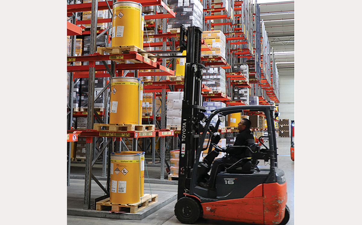 Lager Lagerung Gefahrstofflager