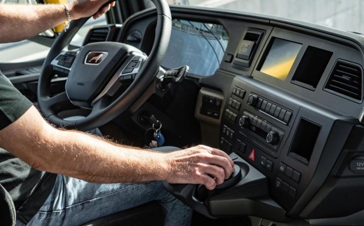 Lkw-Fahrer Fahrerhaus Lkw-Fahrer Fahrerhaus
