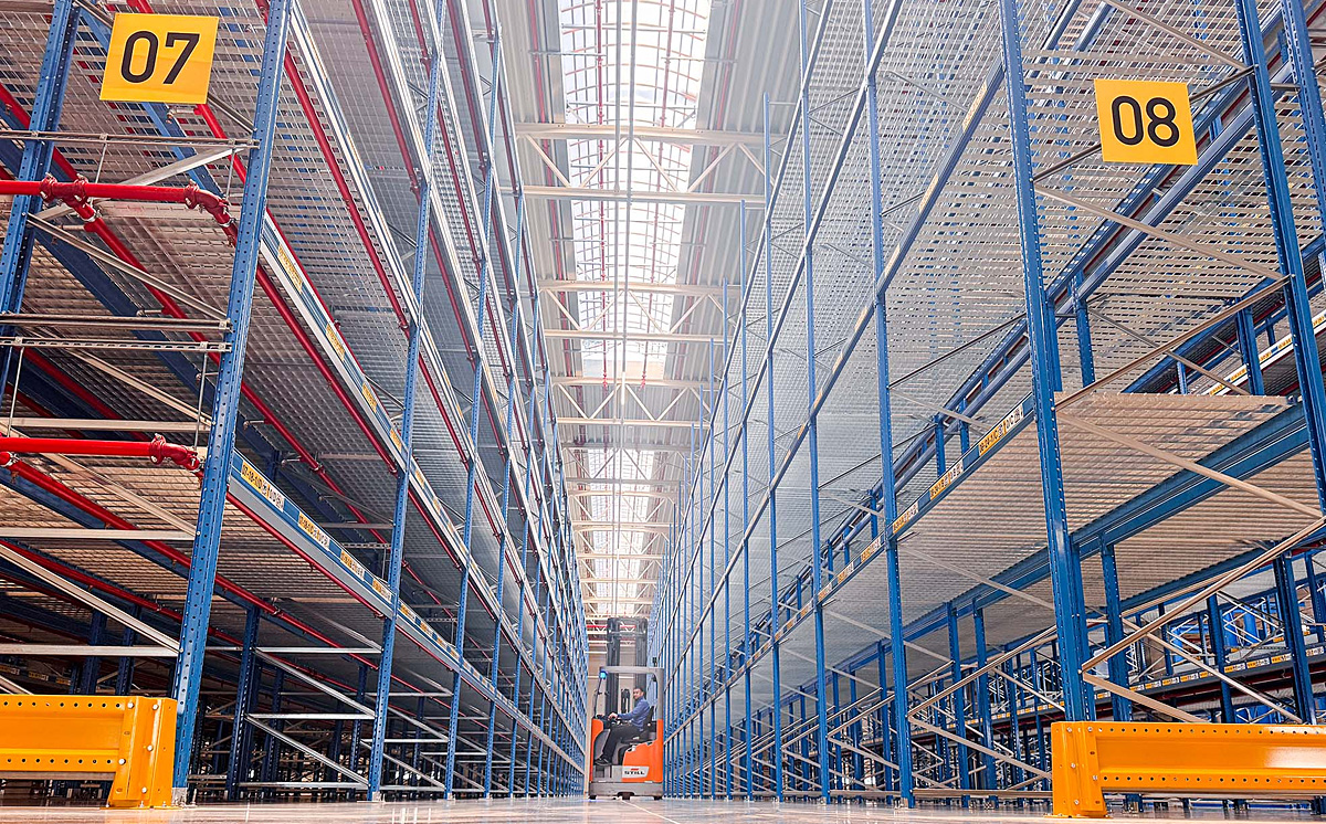 Schuon Logistikcenter Wildberg II Lager