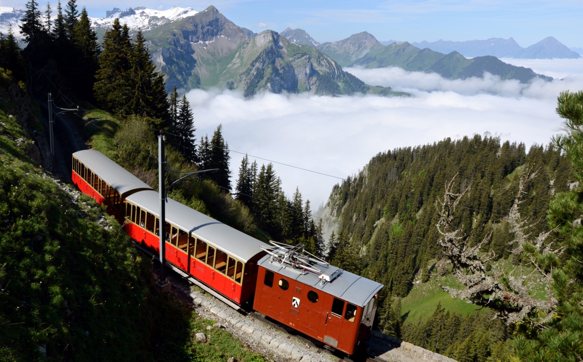 Schweiz Bergbahn 1200