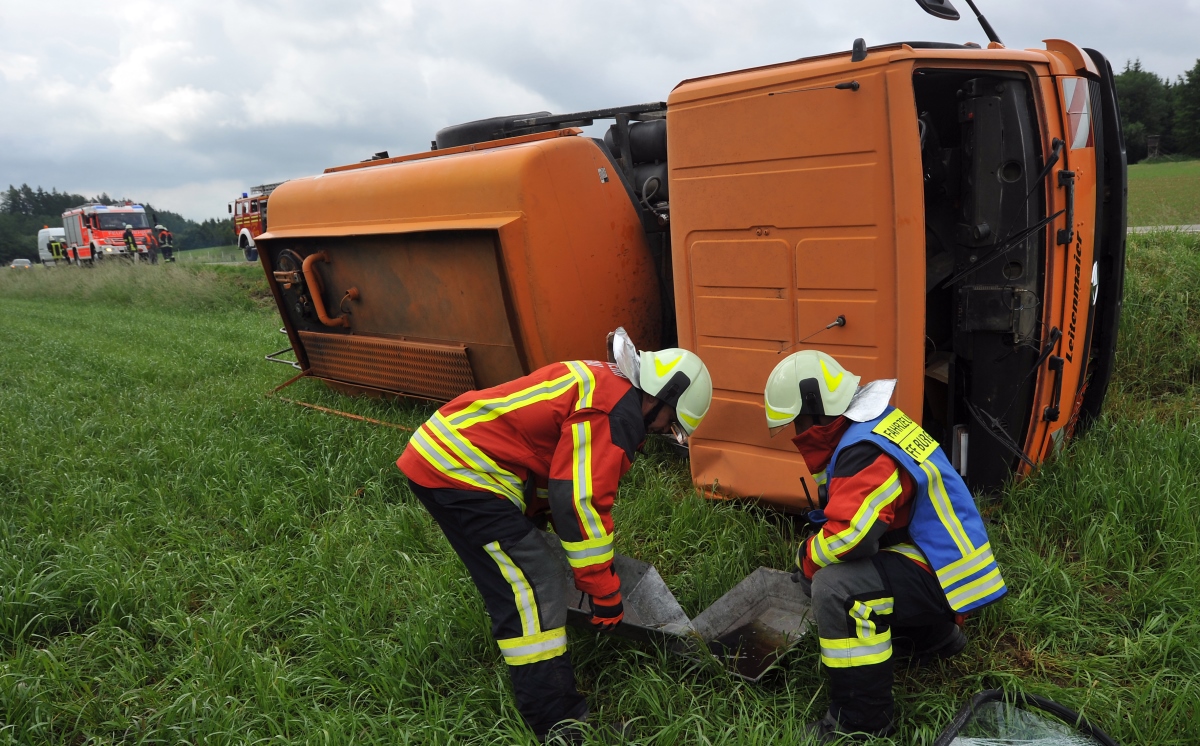 Unfall Tankwagen 1200