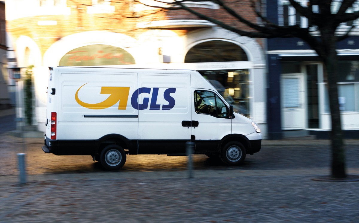 GLS Paketdienst Transporter 1200