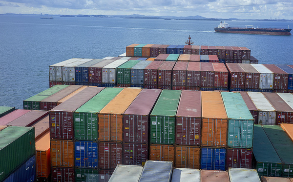 Containerschiff Seeverkehr