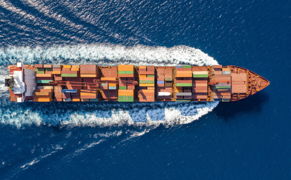 Seeverkehr Container Schiff 1200